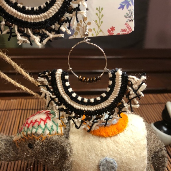 Handmade earring - Picture 3 of 9